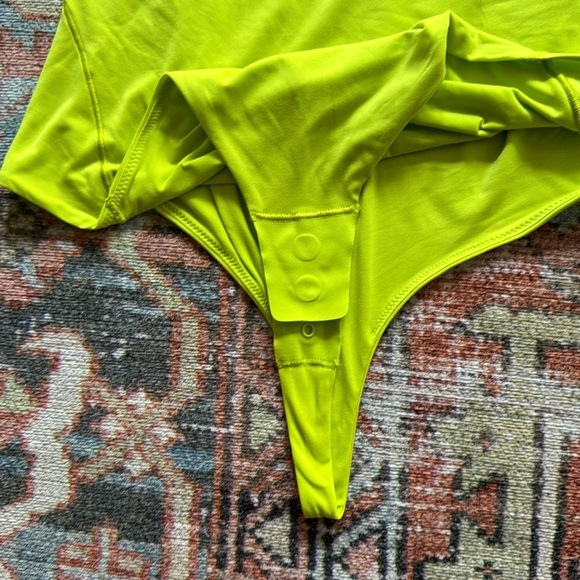 LULULEMON Wundermost Ultra Soft Nulu Bodysuit - Picture 6 of 8